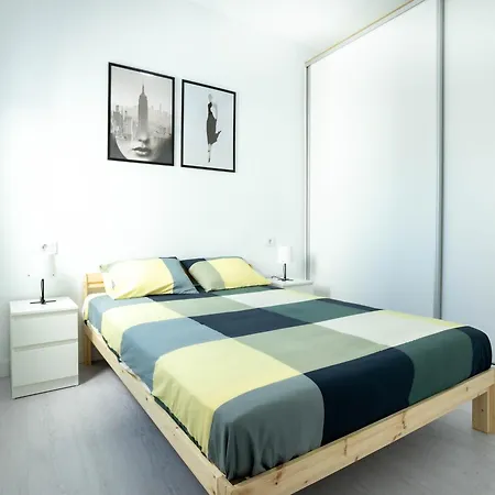 Atico Con Terraza